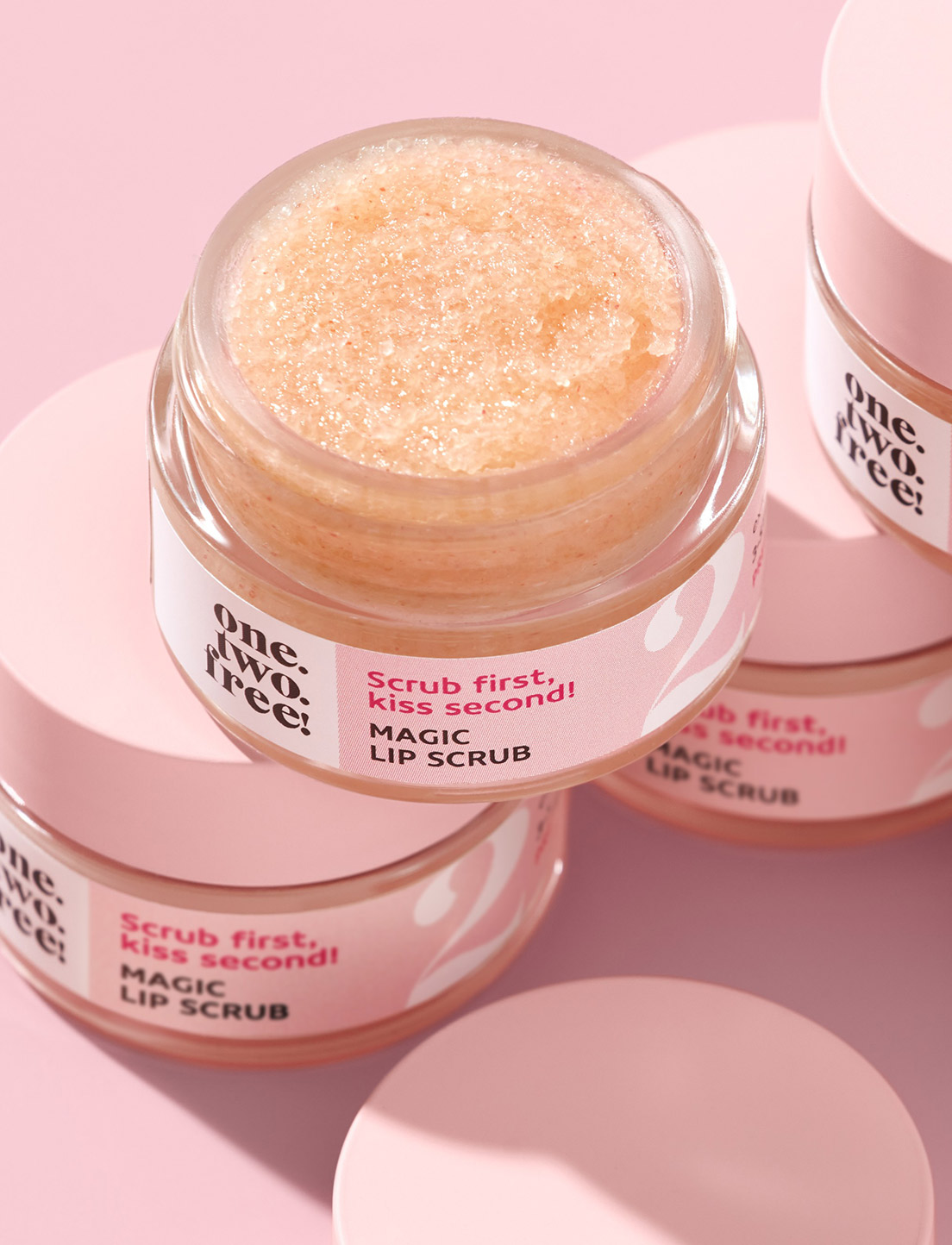 Magic-Lip-Scrub-01