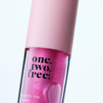 Shine Bright Lip Oil – Iconic Pink - product image slide number 1
