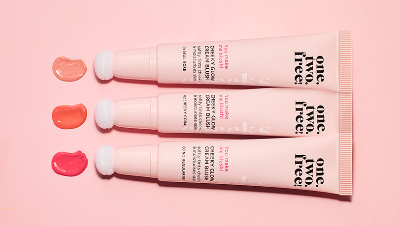 Productshot Cheeky Glow Cream Blush