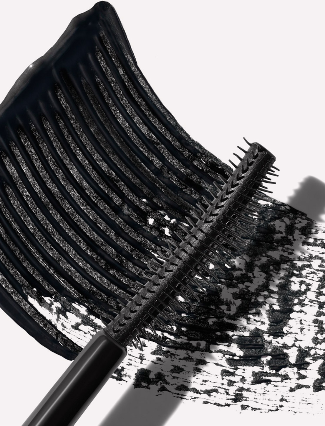 Lash-Loving Volume Mascara - product image slide number 2
